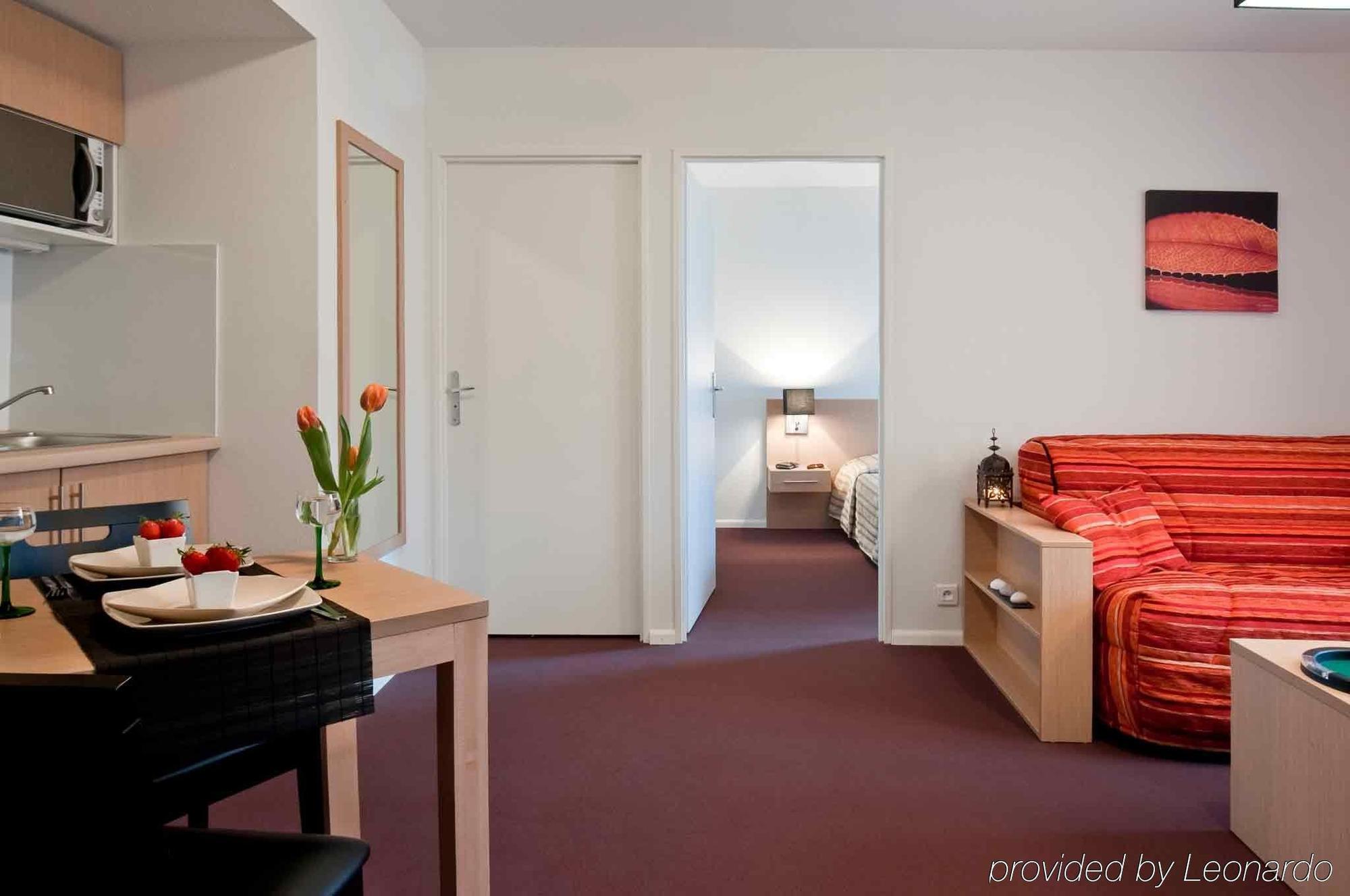 Aparthotel Adagio Access Saint Louis Bale Bagian luar foto