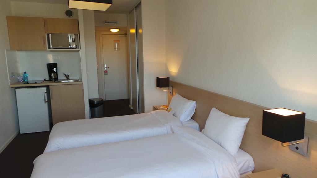 Aparthotel Adagio Access Saint Louis Bale Bagian luar foto